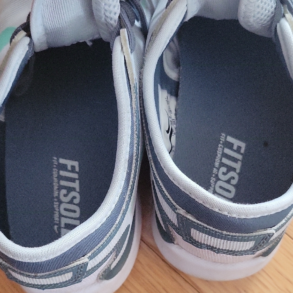 Nike Women's Athletic Shoes in Gray with Green Accents - Picture 10 of 10